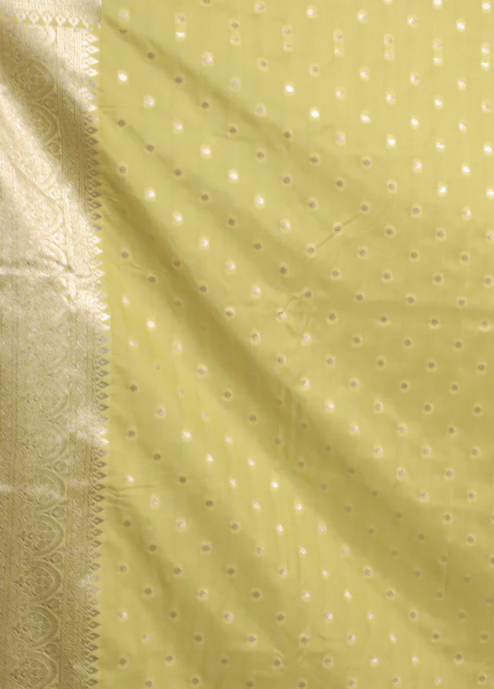 Green Uppada Silk Saree With Blouse Piece - Image 5