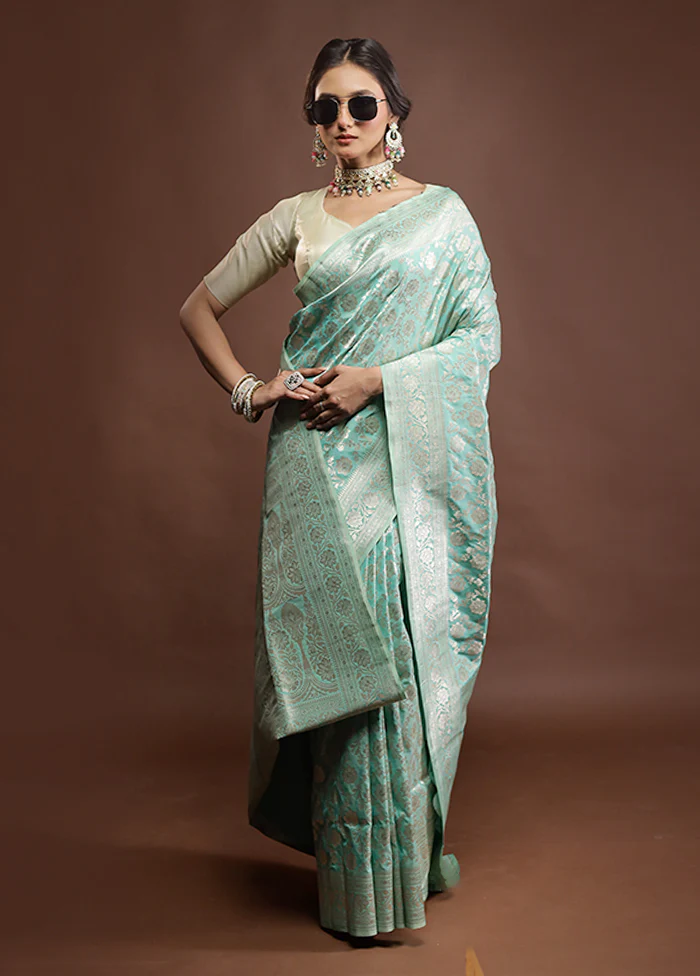 Green Uppada Silk Saree With Blouse Piece - Image 2