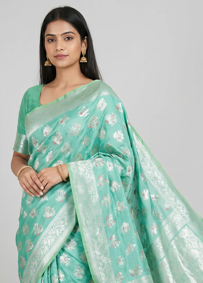 Green Uppada Silk Saree With Blouse Piece - Image 2