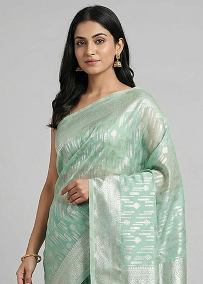 Green Uppada Silk Saree With Blouse Piece - Image 2