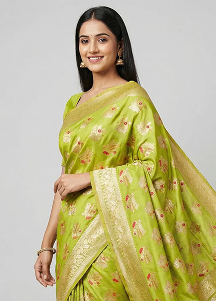 Green Uppada Silk Saree With Blouse Piece - Image 2