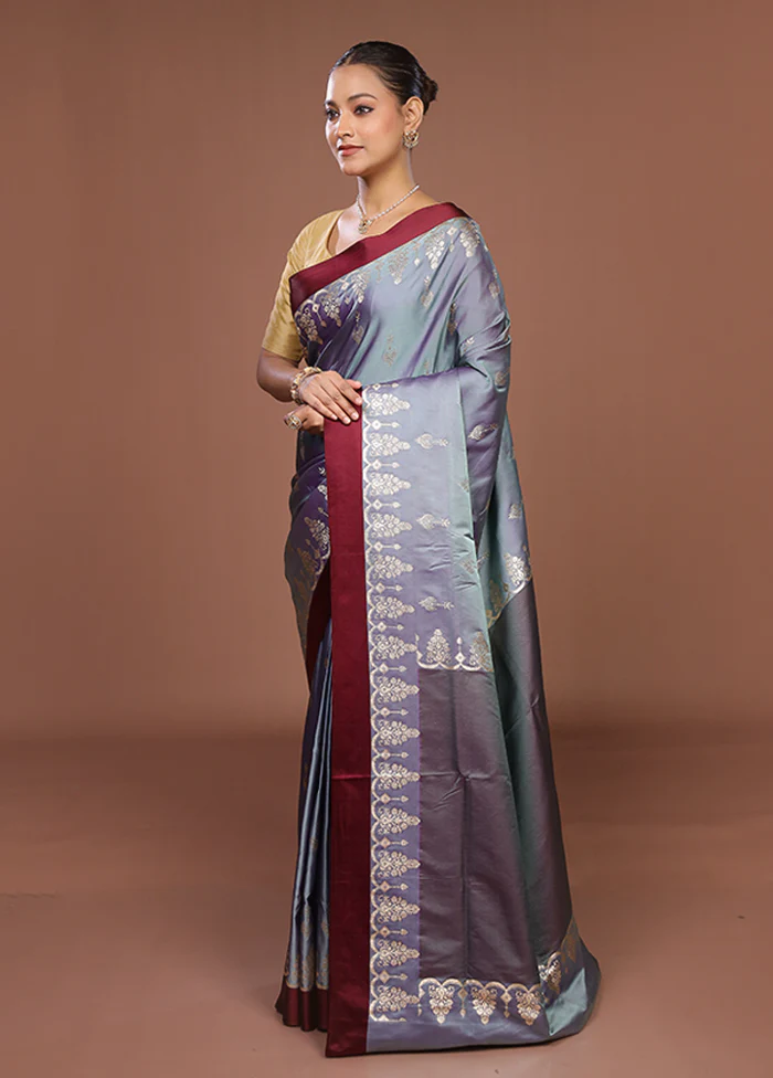 Grey Banarasi Silk Saree With Blouse Piece - Image 4