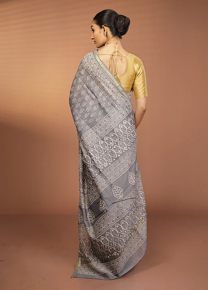 Grey Chanderi Silk Saree With Blouse Piece - Image 3