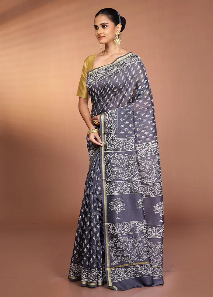 Grey Chanderi Silk Saree With Blouse Piece - Image 4
