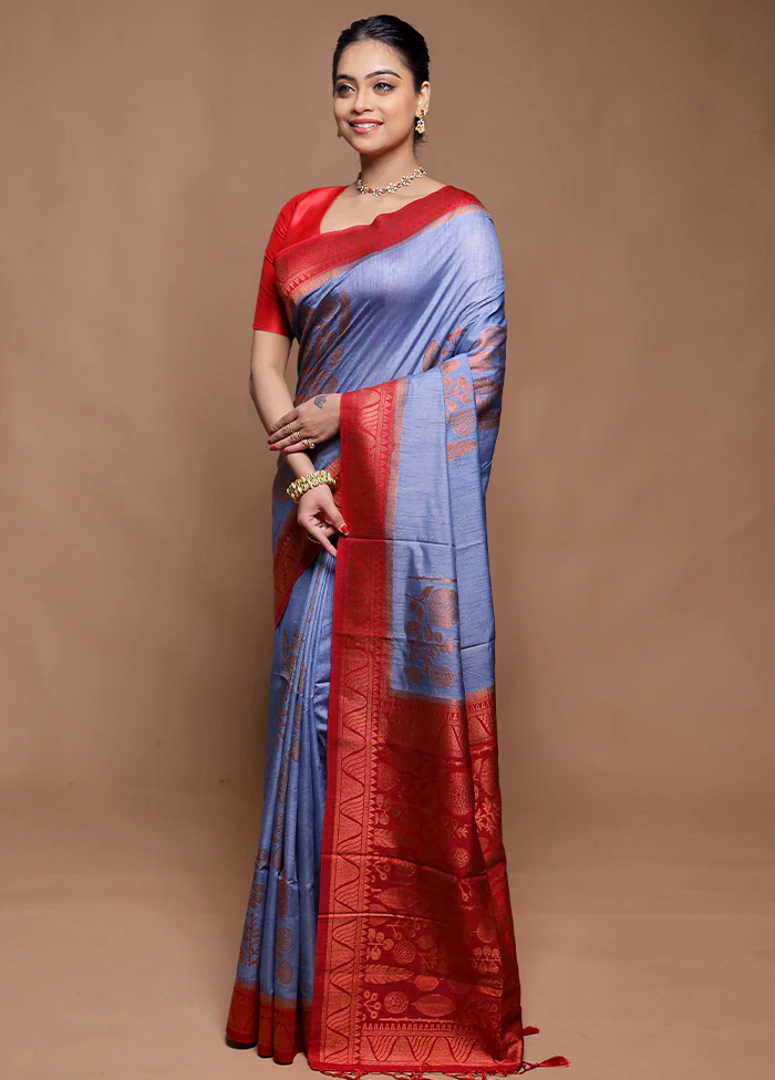 Grey Dupion Silk Saree With Blouse Piece - Image 4