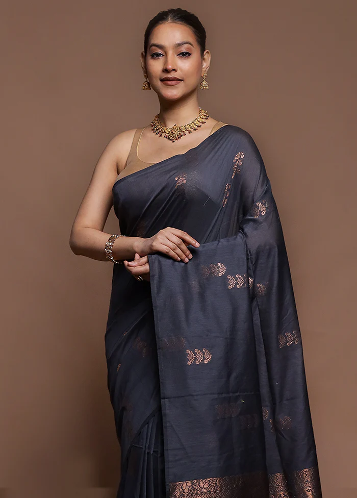 Grey Dupion Silk Saree With Blouse Piece - Image 2