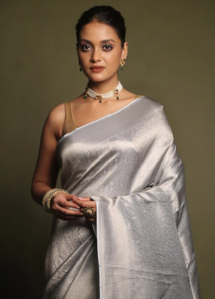 Grey Dupion Silk Saree With Blouse Piece - Image 2