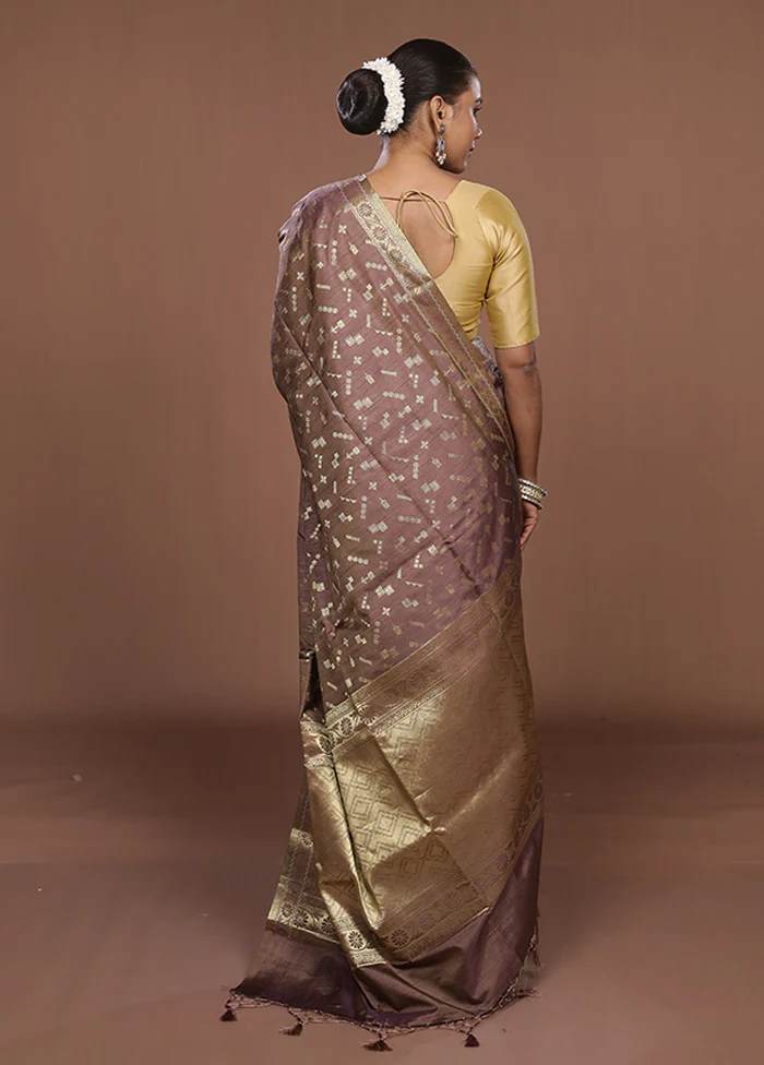 Grey Dupion Silk Saree With Blouse Piece - Image 3