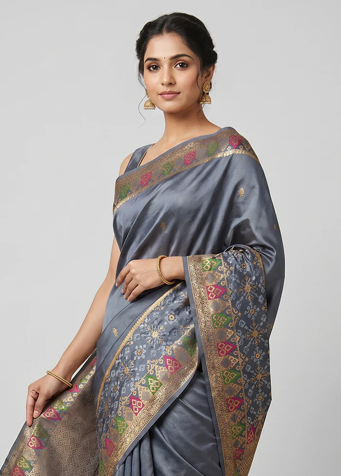 Grey Dupion Silk Saree With Blouse Piece - Image 2