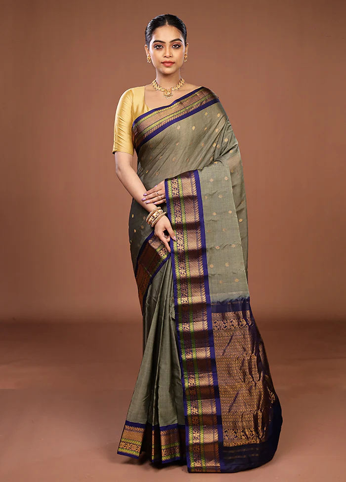Grey Gadwal Pure Silk Saree Without Blouse Piece - Image 2