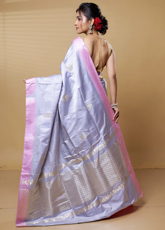 Grey Handloom Banarasi Pure Silk Saree With Blouse Piece - Image 4