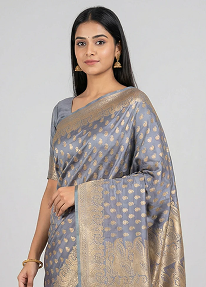 Grey Handloom Banarasi Pure Silk Saree With Blouse Piece - Image 2