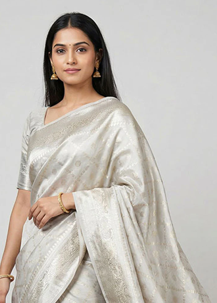 Grey Handloom Dupion Silk Saree With Blouse Piece - Image 2