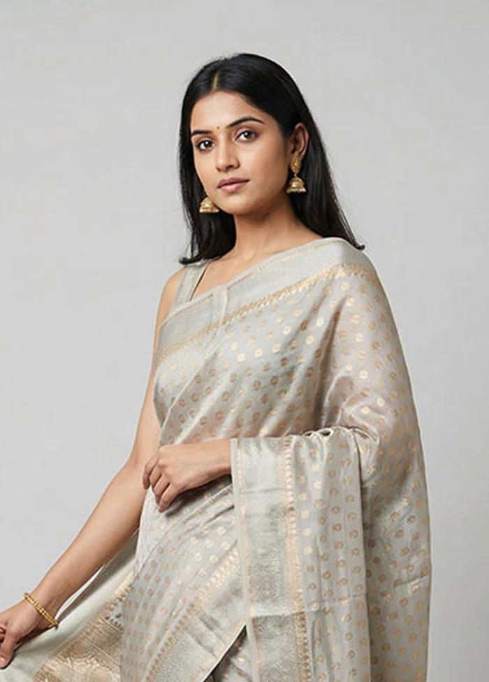 Grey Handloom Dupion Silk Saree With Blouse Piece - Image 2