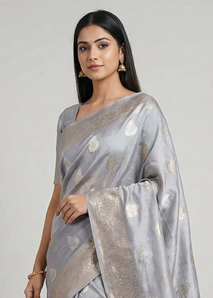 Grey Handloom Dupion Pure Silk Saree With Blouse Piece - Image 2