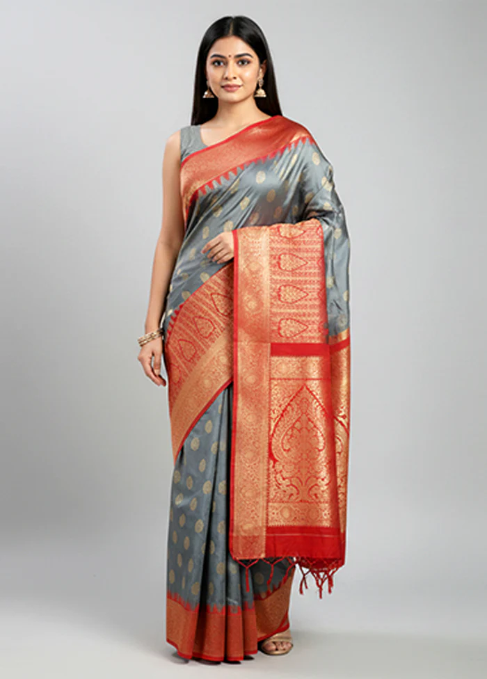 Grey Handloom Kanchipuram Pure Silk Saree With Blouse Piece
