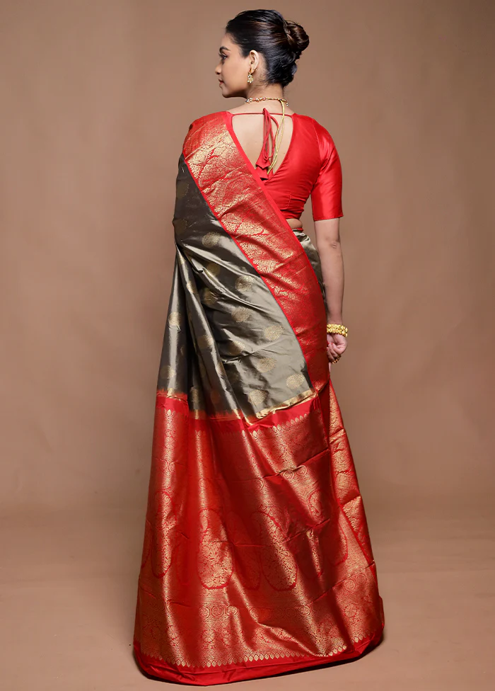 Grey Handloom Kanchipuram Pure Silk Saree With Blouse Piece - Image 3