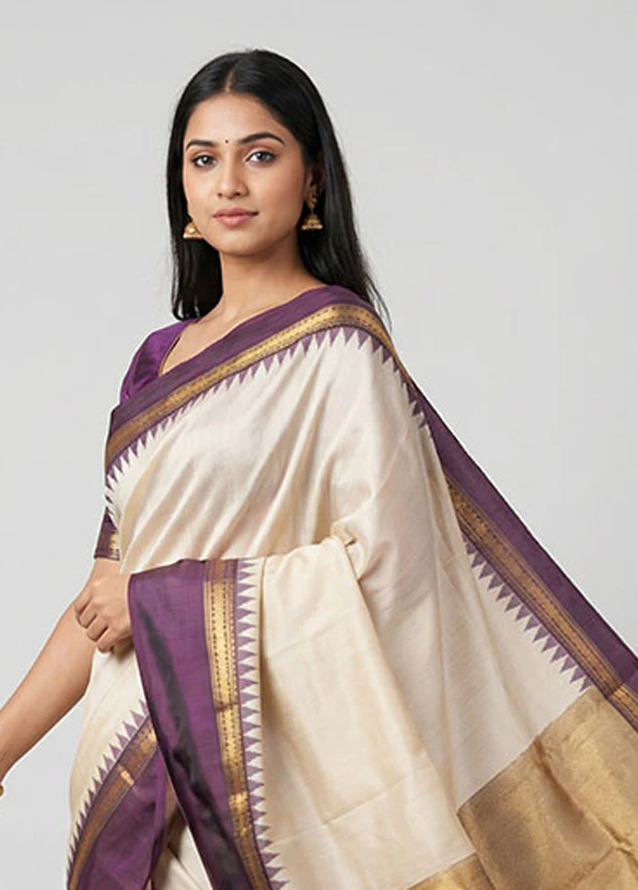 Grey Handloom Kanjivaram Pure Silk Saree With Blouse Piece - Image 2