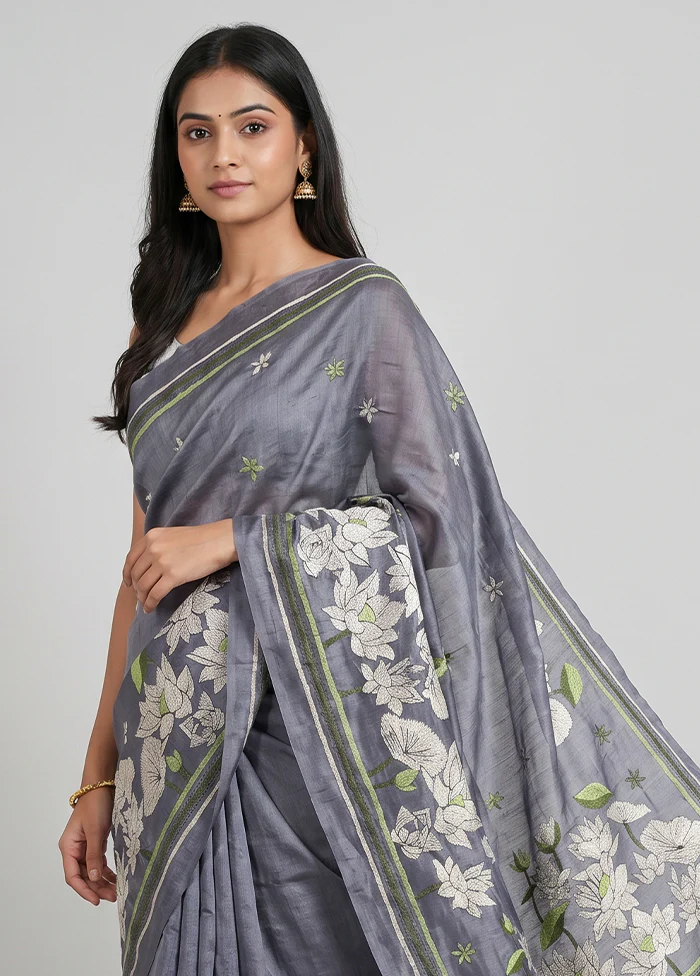 Grey Handloom Kantha Stitch Pure Silk Saree With Blouse Piece - Image 2