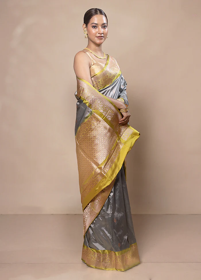 Grey Handloom Katan Pure Silk Saree With Blouse Piece - Image 4