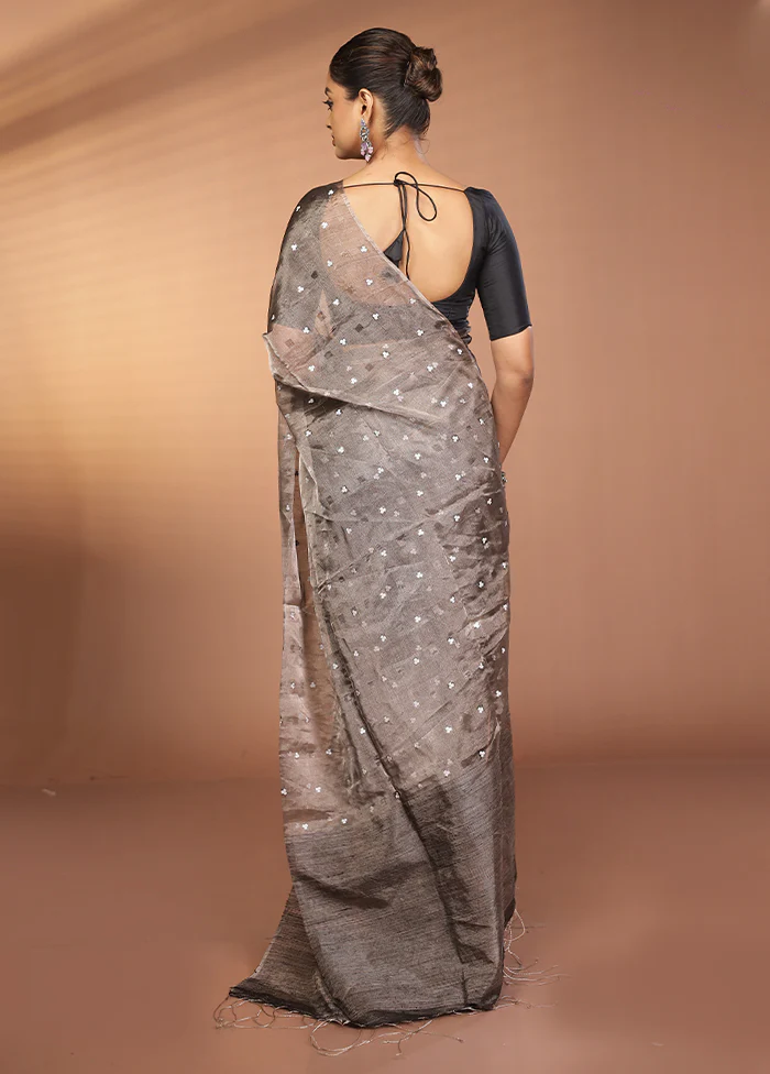 Grey Handloom Matka Pure Silk Saree With Blouse Piece - Image 3