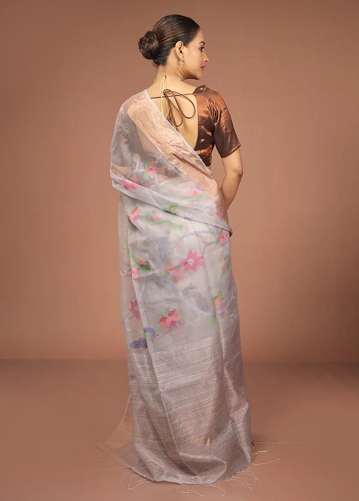 Grey Handloom Matka Pure Silk Saree With Blouse Piece - Image 3