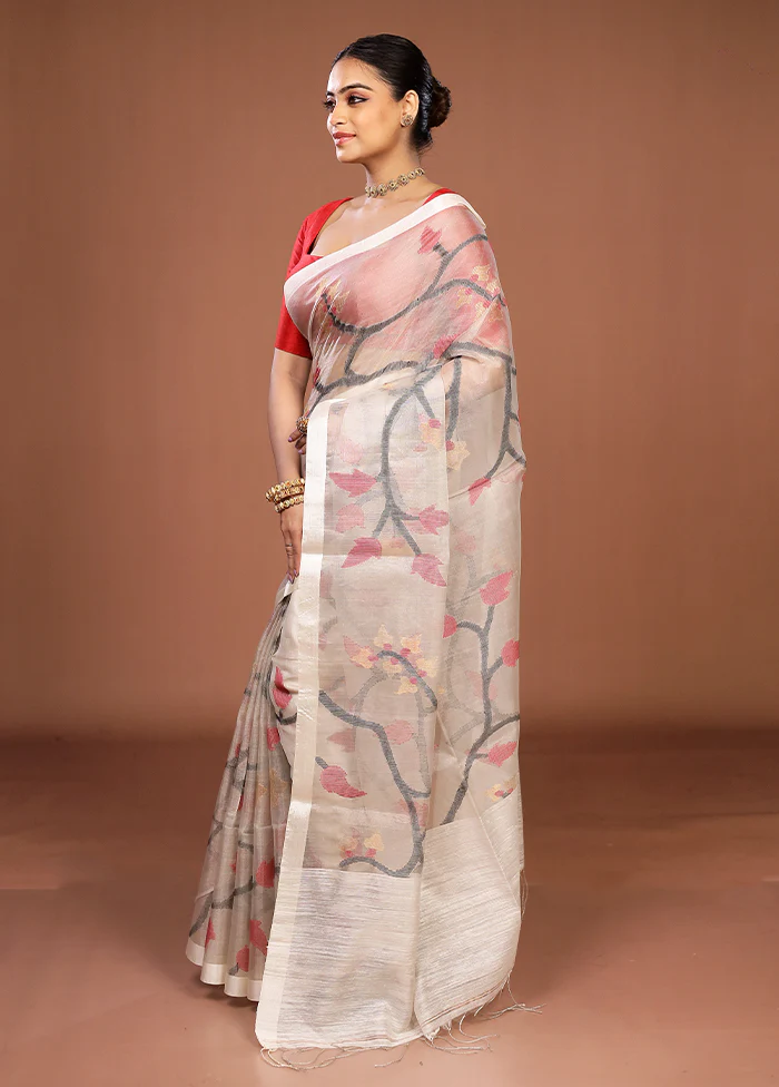 Grey Handloom Matka Pure Silk Saree With Blouse Piece - Image 4