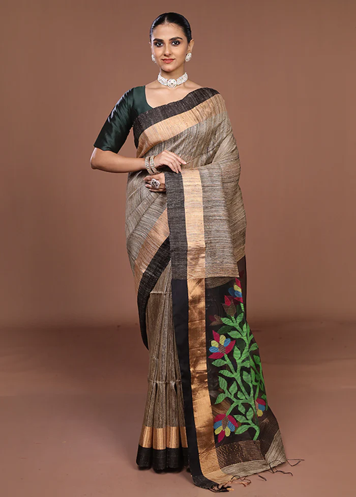 Grey Handloom Matka Pure Silk Saree With Blouse Piece - Image 2