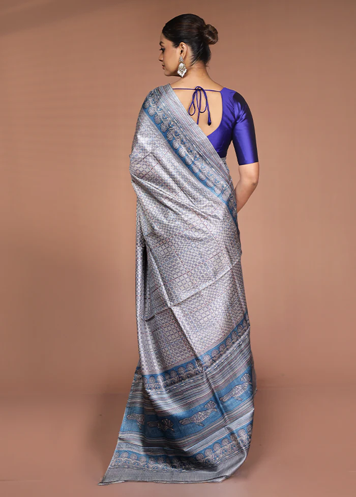 Grey Handloom Tussar Pure Silk Saree With Blouse Piece - Image 3