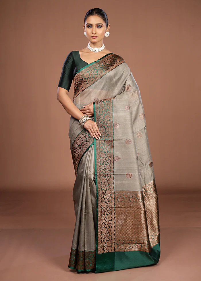Grey Handloom Tussar Pure Silk Saree With Blouse Piece - Image 2
