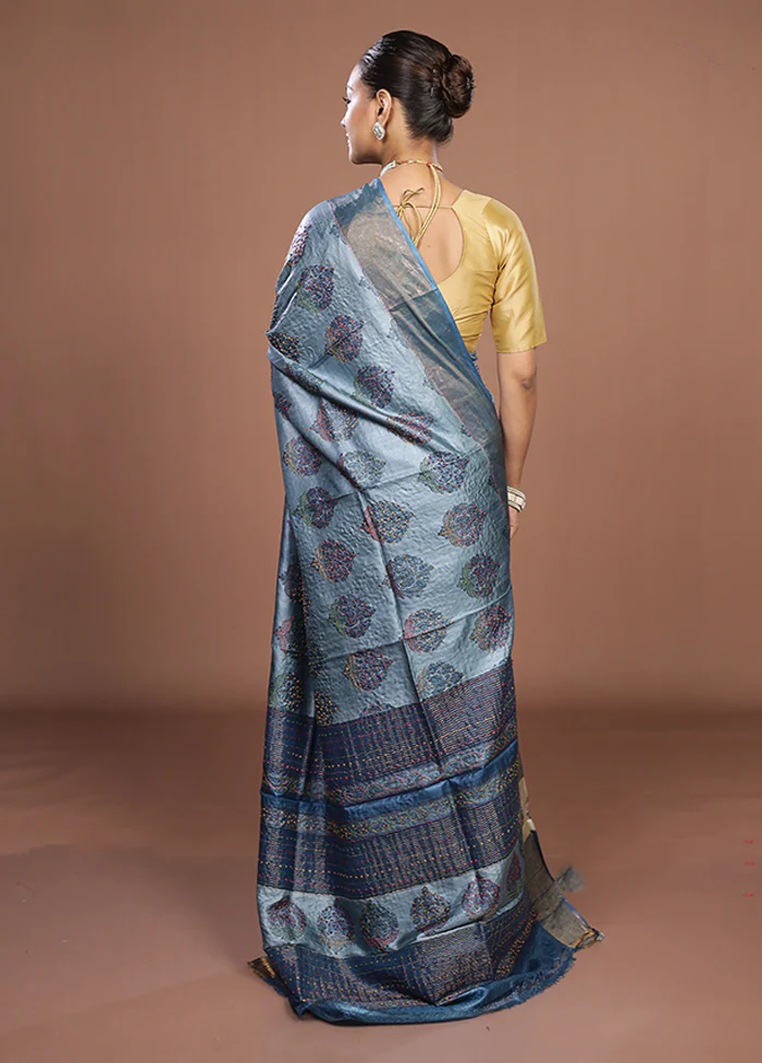 Blue Handloom Tussar Pure Silk Saree With Blouse Piece - Image 3