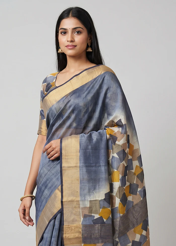 Grey Handloom Tussar Pure Silk Saree With Blouse Piece - Image 2