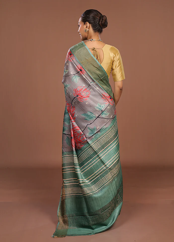 Grey Handloom Tussar Silk Saree With Blouse Piece - Image 3