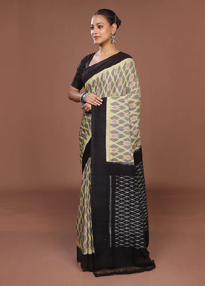 Grey Ikkat Cotton Saree With Blouse Piece - Image 4