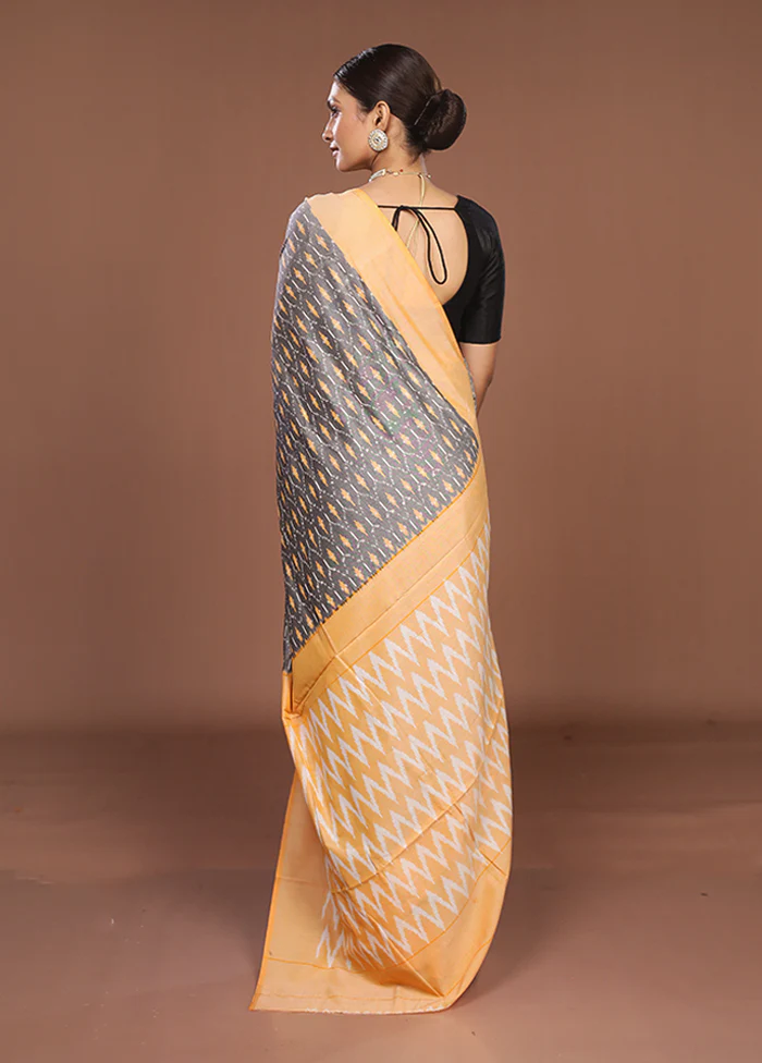 Grey Ikkat Silk Saree With Blouse Piece - Image 3