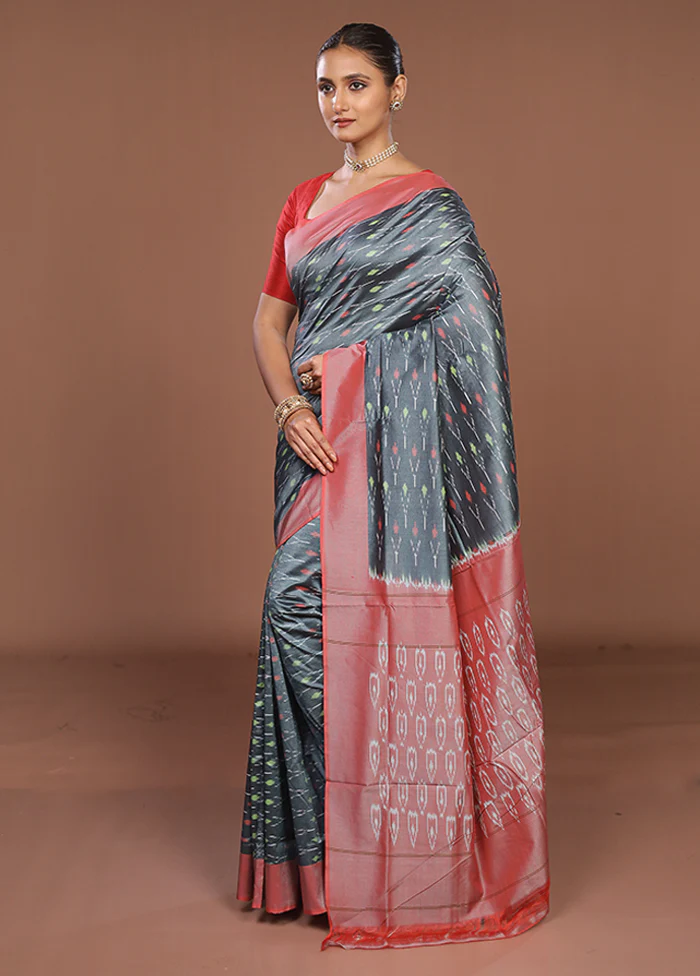 Grey Ikkat Silk Saree With Blouse Piece - Image 4