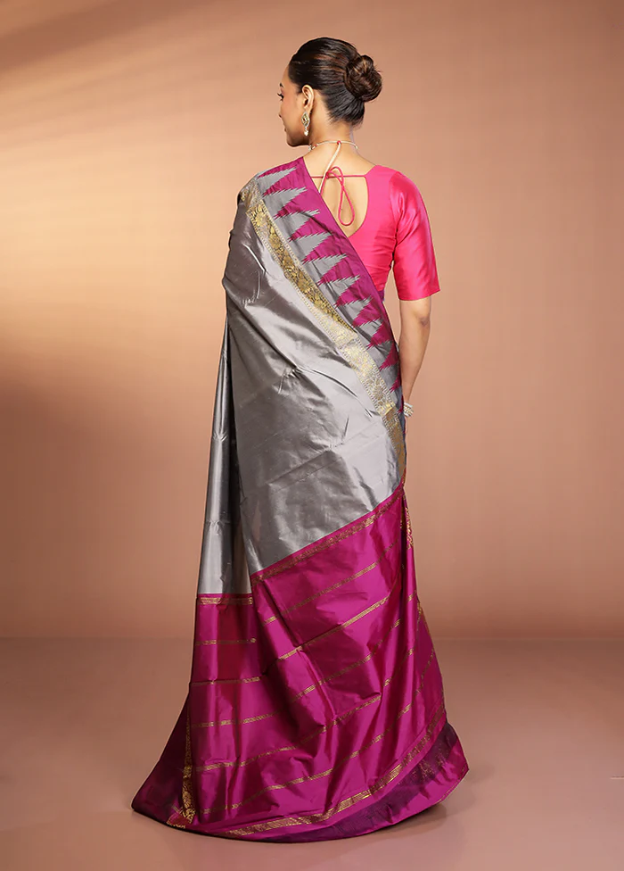 Grey Kanjivaram Silk Saree With Blouse Piece - Image 3