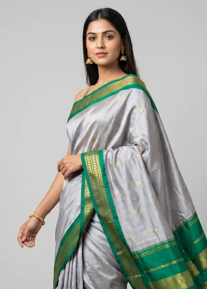 Grey Kanjivaram Silk Saree With Blouse Piece - Image 2