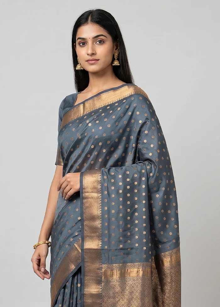 Grey Kanjivaram Silk Saree With Blouse Piece - Image 2