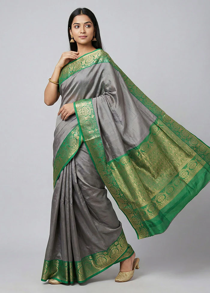 Grey Kanjivaram Silk Saree With Blouse Piece
