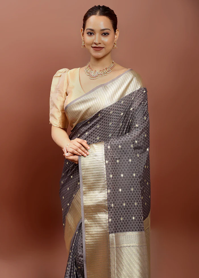 Grey Kanjivaram Silk Saree With Blouse Piece - Image 2