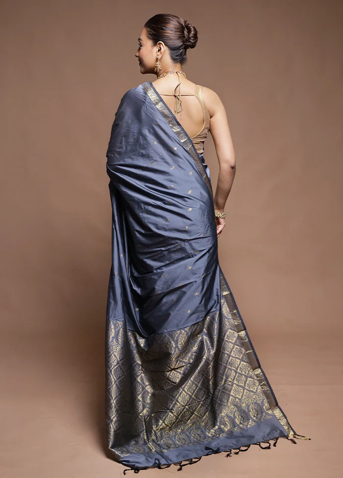 Grey Kanjivaram Silk Saree With Blouse Piece - Image 3