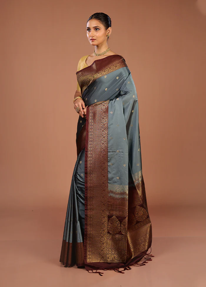 Grey Kanjivaram Silk Saree With Blouse Piece - Image 4