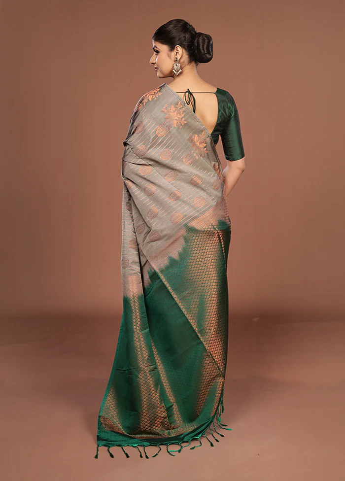 Grey Kanjivaram Silk Saree With Blouse Piece - Image 3