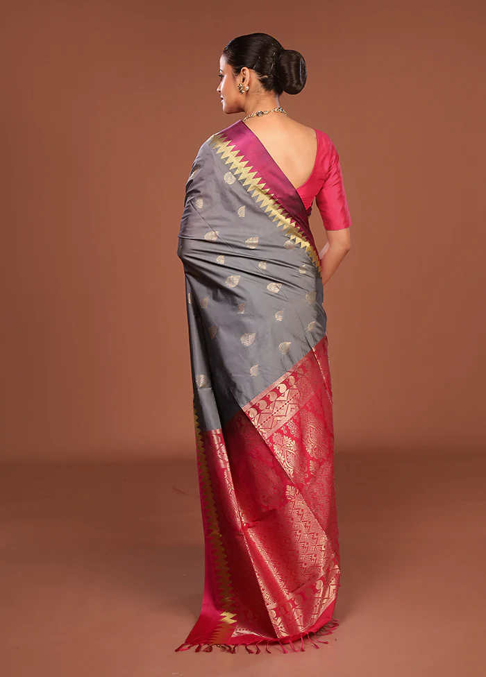 Grey Kanjivaram Silk Saree With Blouse Piece - Image 3