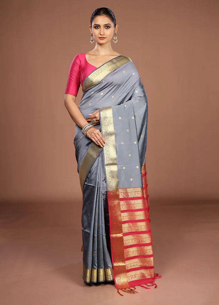 Grey Kanjivaram Silk Saree With Blouse Piece - Image 2