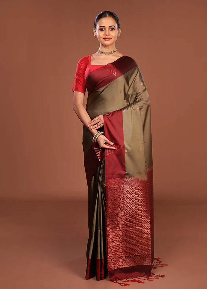 Grey Kanjivaram Silk Saree With Blouse Piece - Image 2
