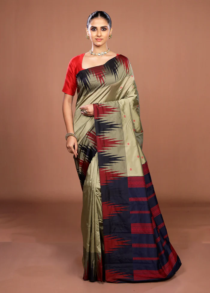 Grey Kanjivaram Silk Saree With Blouse Piece - Image 2