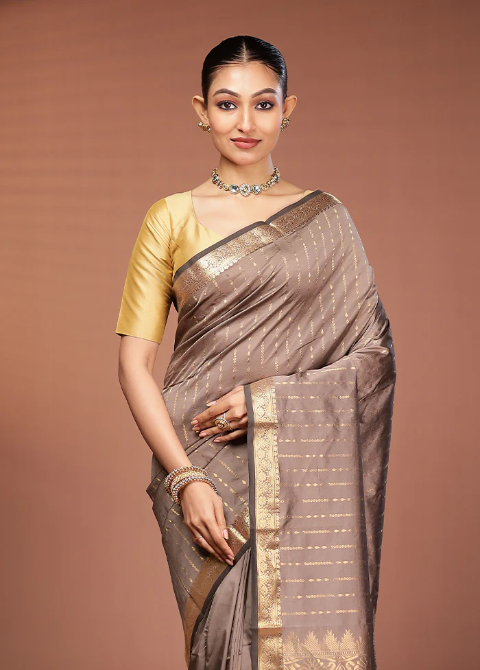 Grey Kanjivaram Silk Saree With Blouse Piece