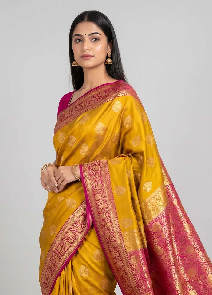 Grey Katan Silk Saree With Blouse Piece - Image 2